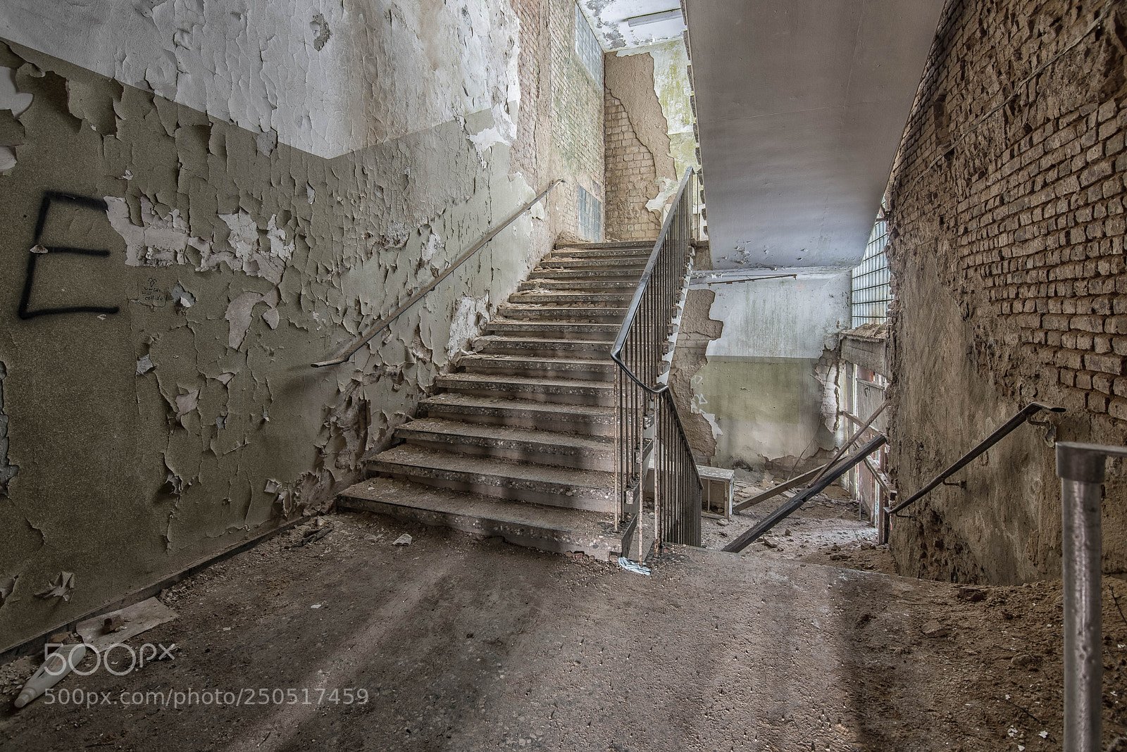 Nikon D810 sample photo. Old stairway photography