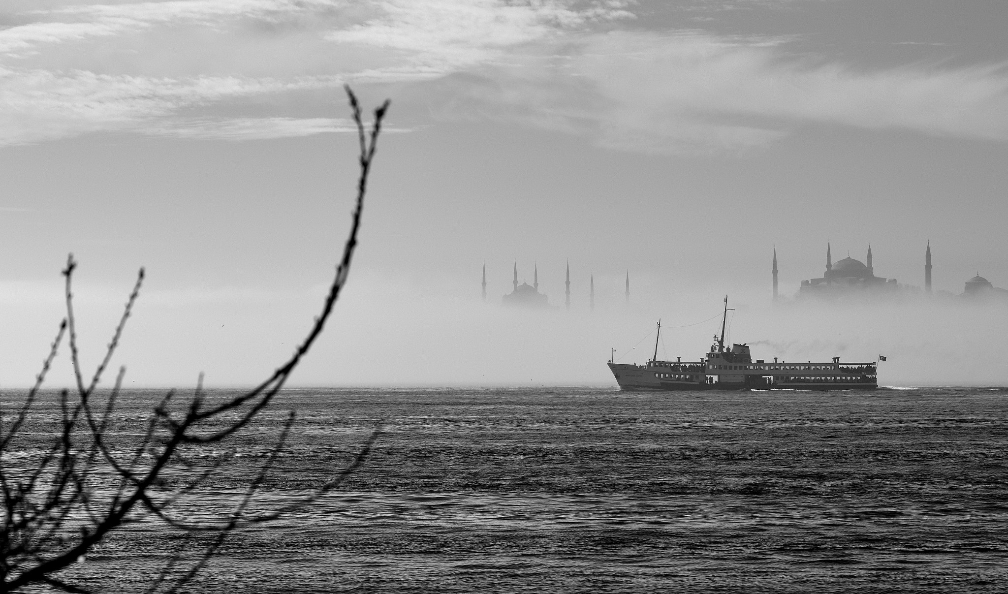 Nikon AF-S Nikkor 70-200mm F4G ED VR sample photo. From another world photography