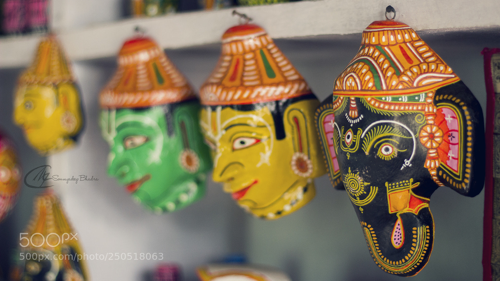 Canon EOS 600D (Rebel EOS T3i / EOS Kiss X5) sample photo. Masks of god photography