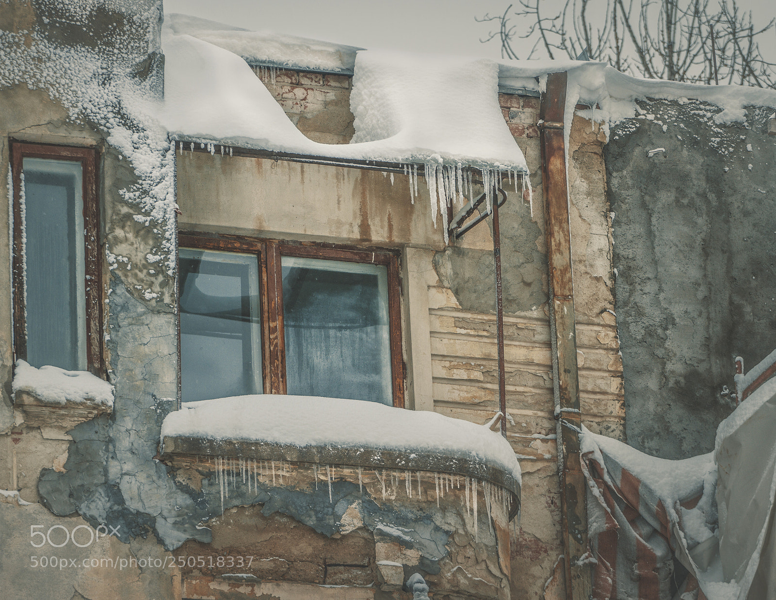Canon EOS 7D sample photo. Window photography