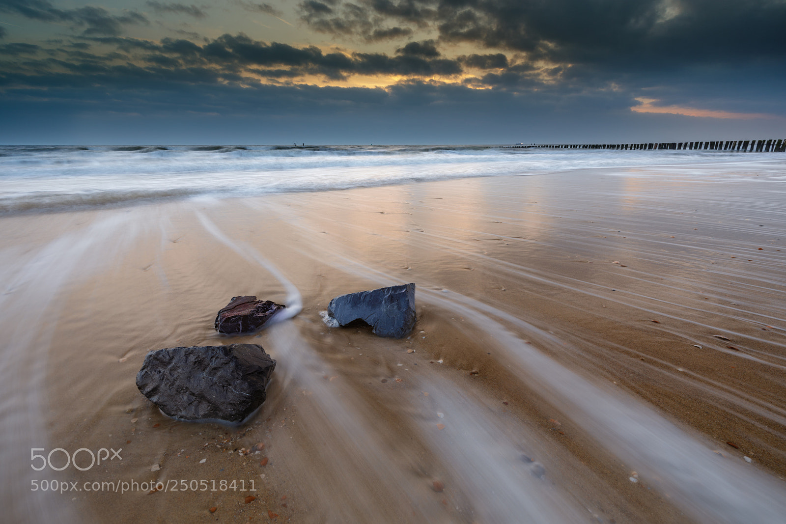 Canon EOS 5D Mark IV sample photo. Stones on the beach photography
