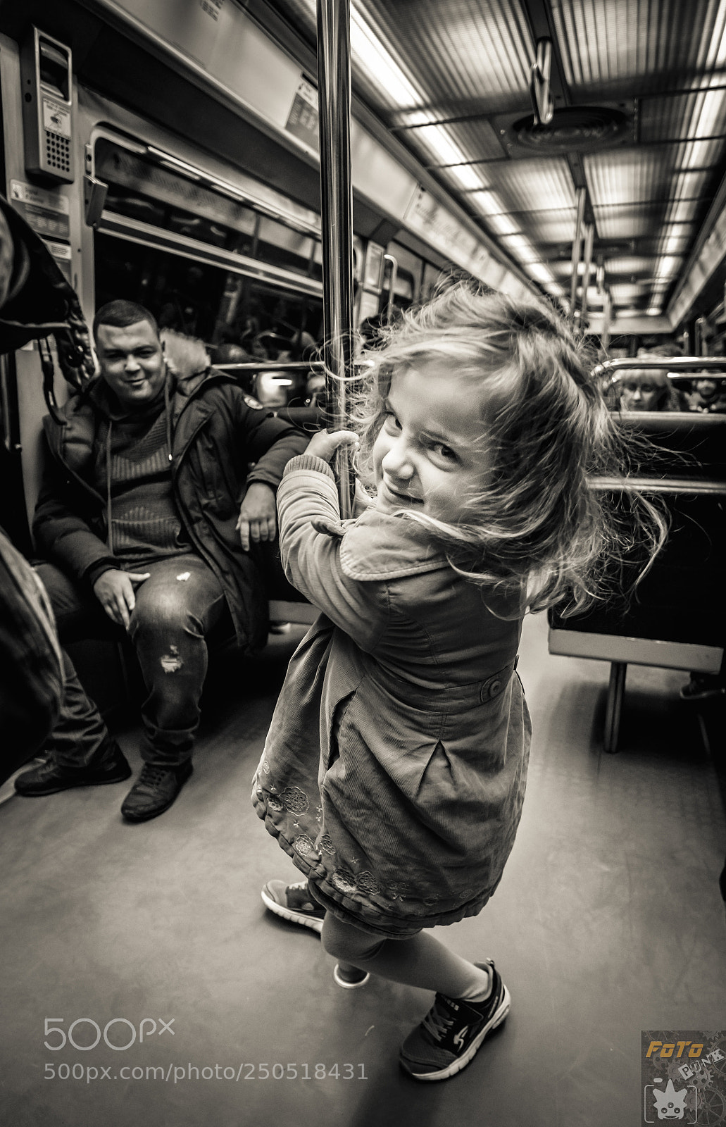 Fujifilm X-Pro2 sample photo. Metro dancer photography