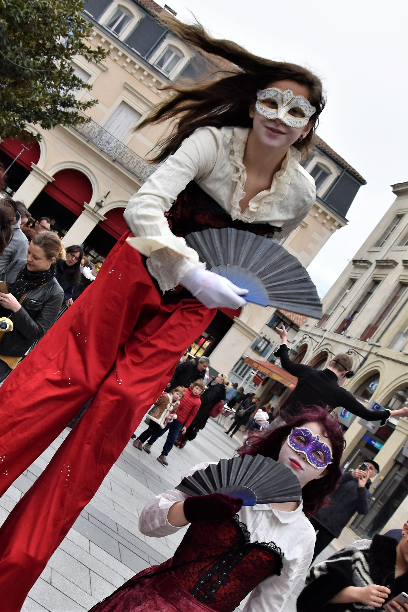 Nikon D5600 sample photo. Castres animation -   funny show photography