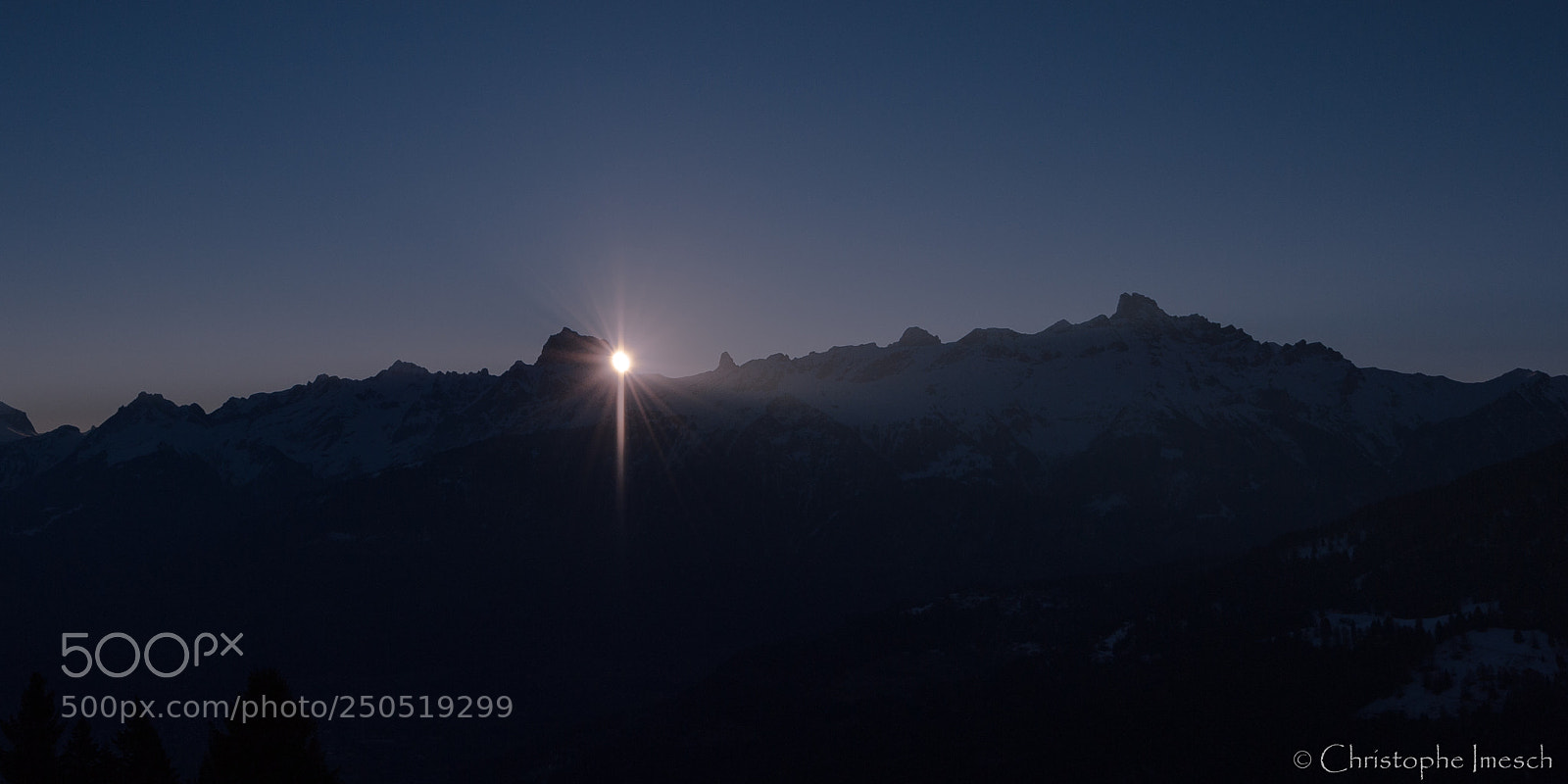 Nikon D700 sample photo. L'aube sur les alpes photography