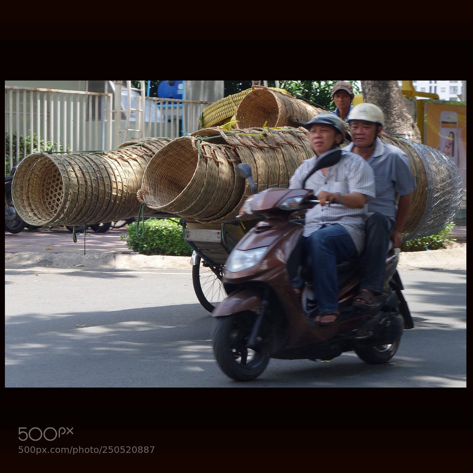 Sony Cyber-shot DSC-RX100 II sample photo. Vn people lot() photography