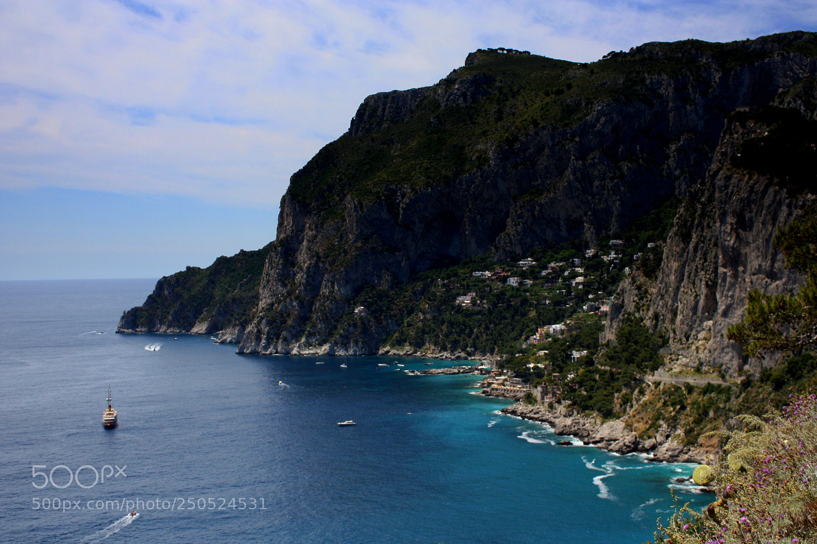 Canon EF-S 18-55mm F3.5-5.6 IS sample photo. The cliff of capri photography