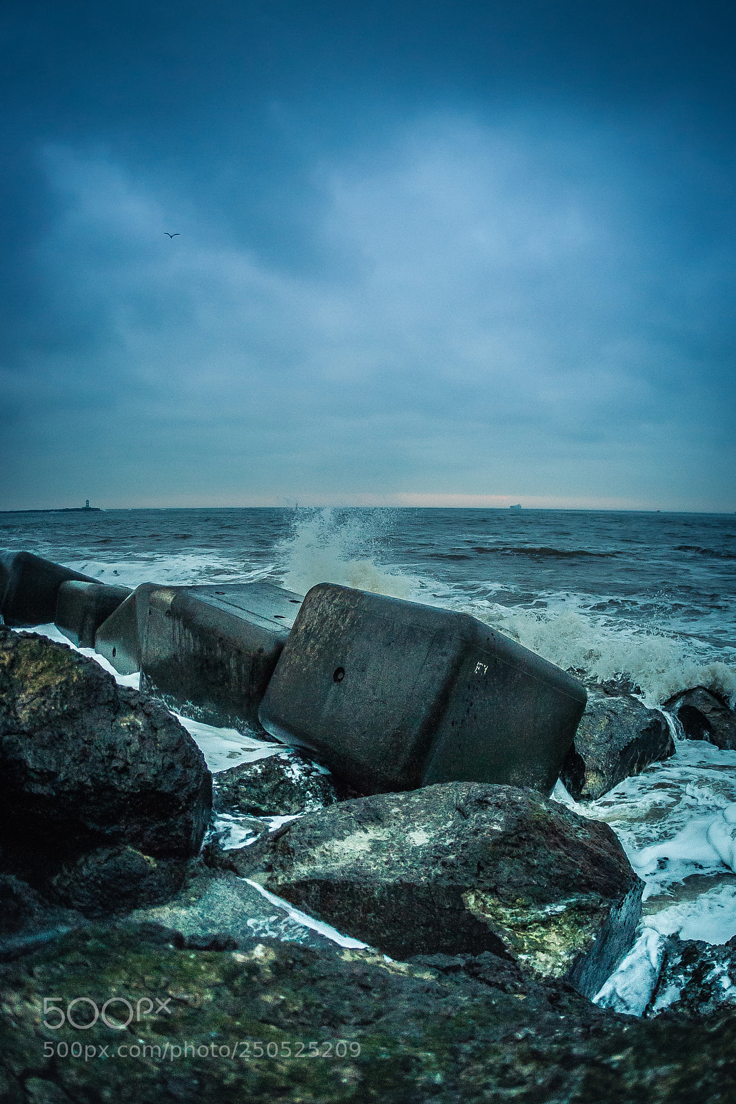 Canon EOS-1D Mark III sample photo. Tower of strength photography