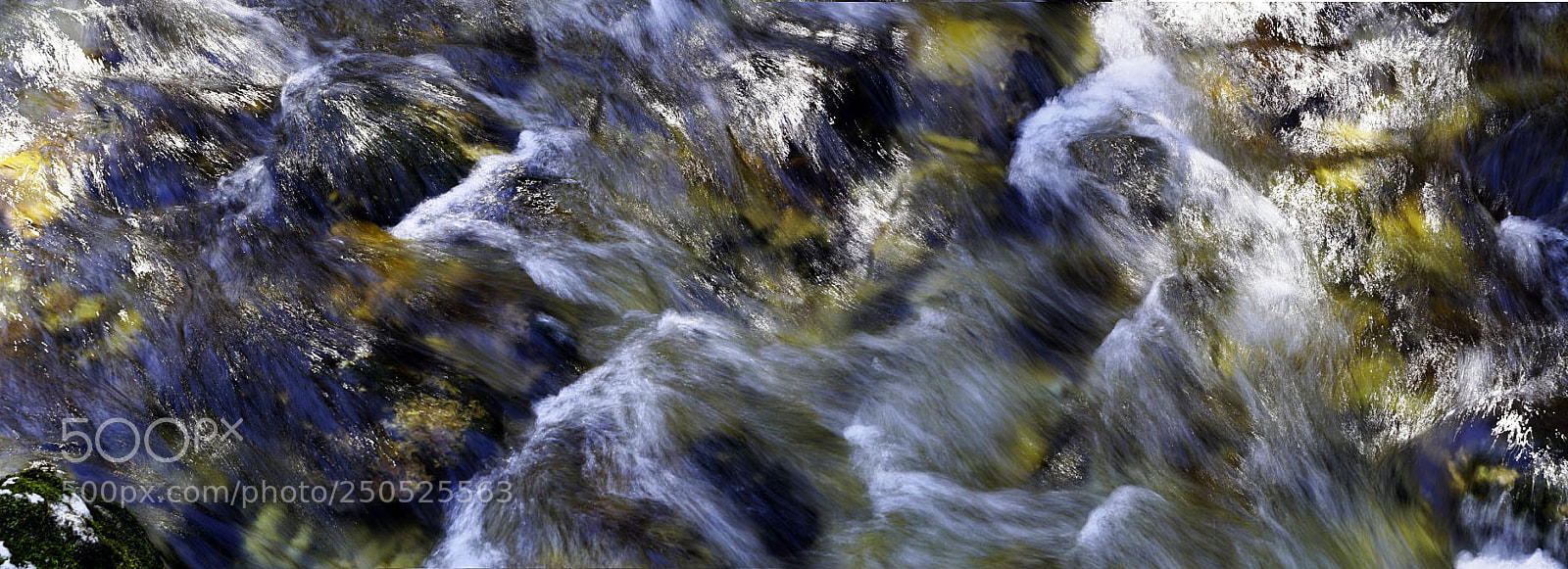 Sony ILCA-77M2 sample photo. Stream photography