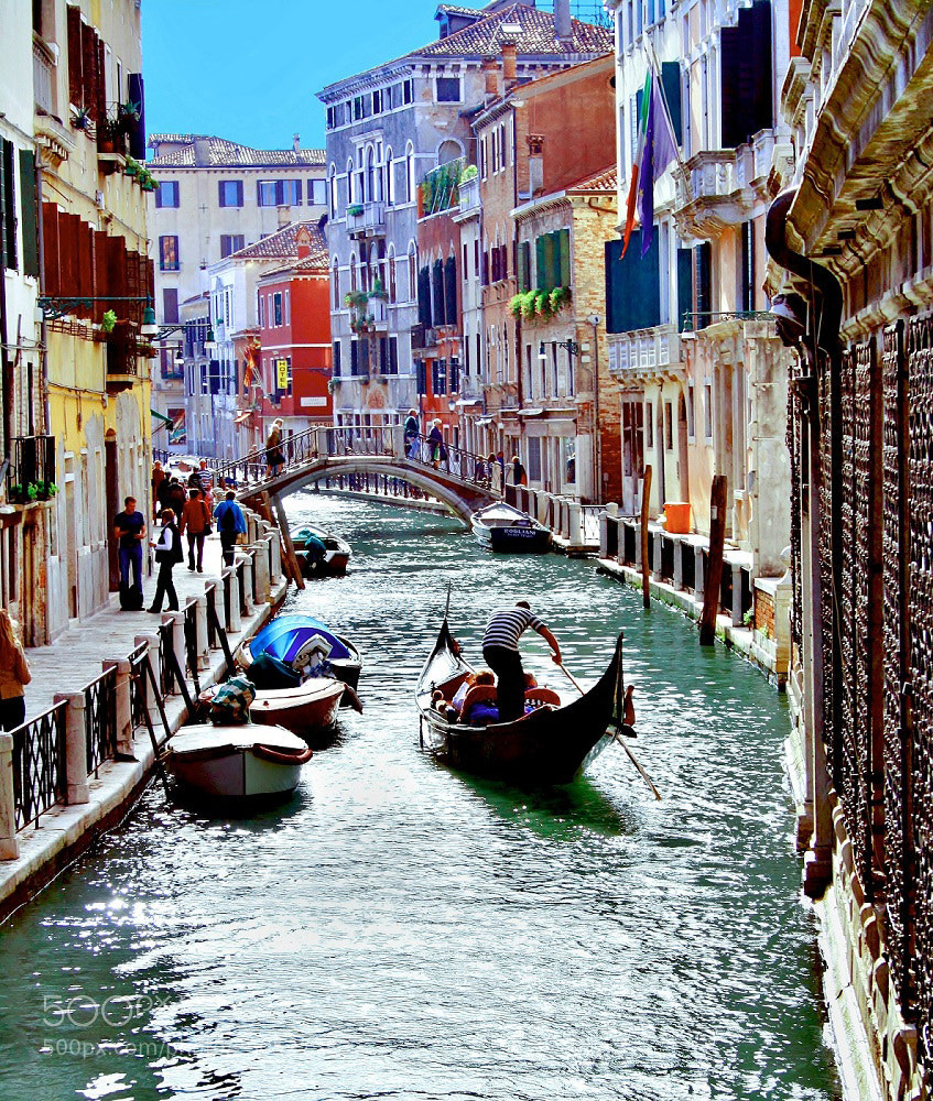 Canon EOS 1000D (EOS Digital Rebel XS / EOS Kiss F) sample photo. Venezia photography