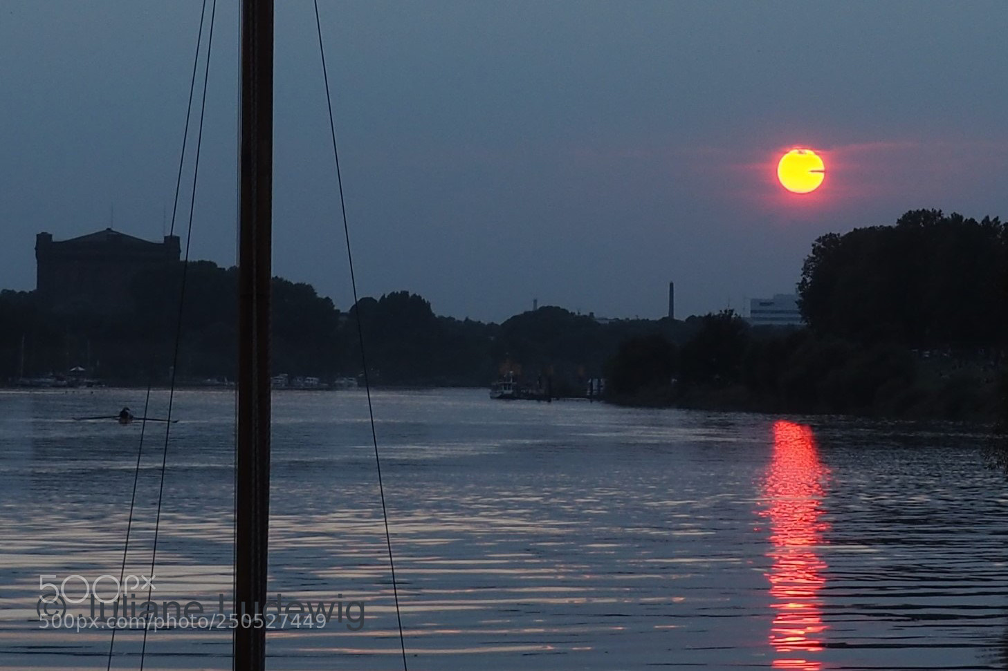 Olympus OM-D E-M10 II sample photo. Bremen photography