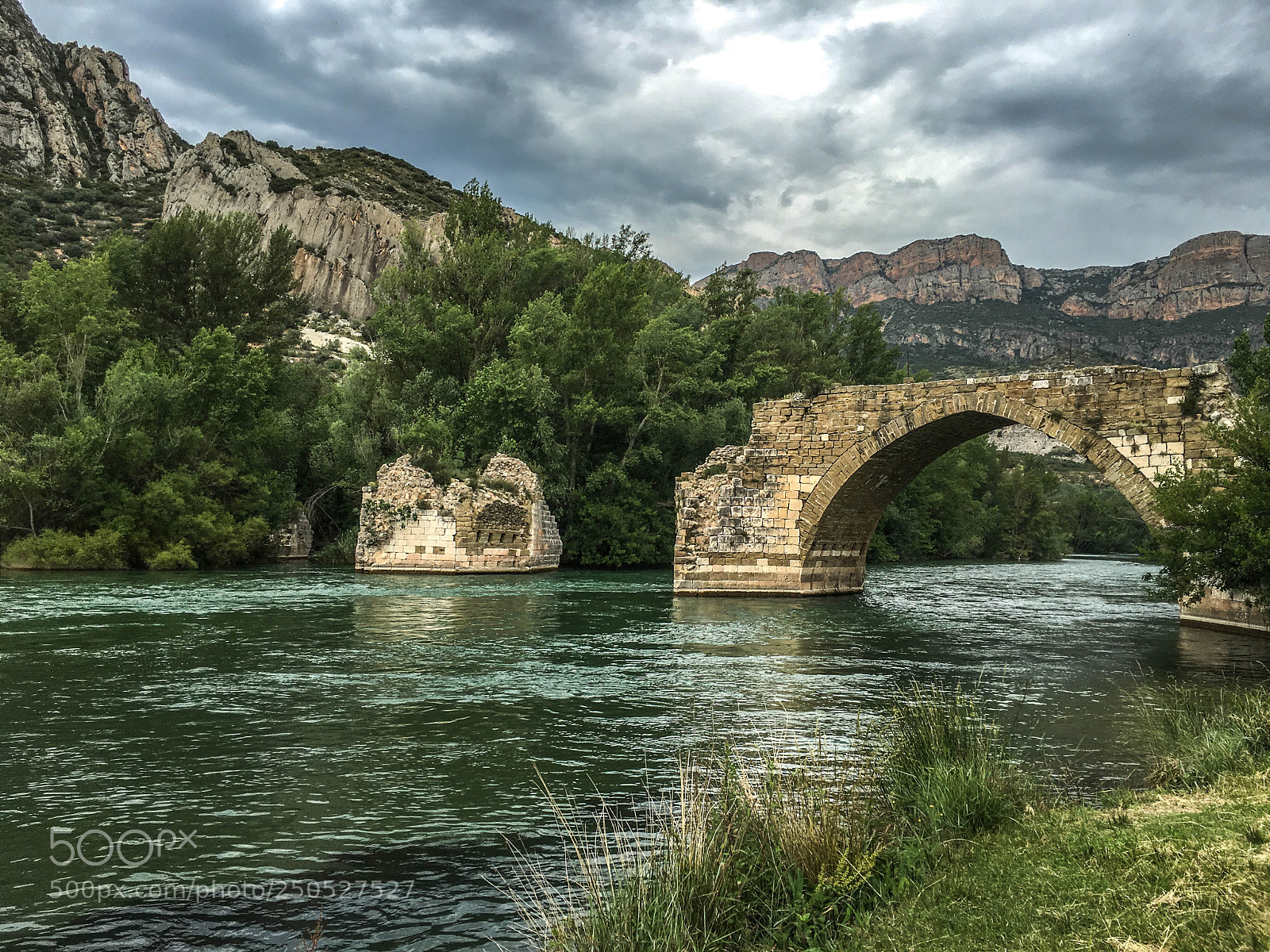 Apple iPhone 6s sample photo. Puente romano, camarasa photography