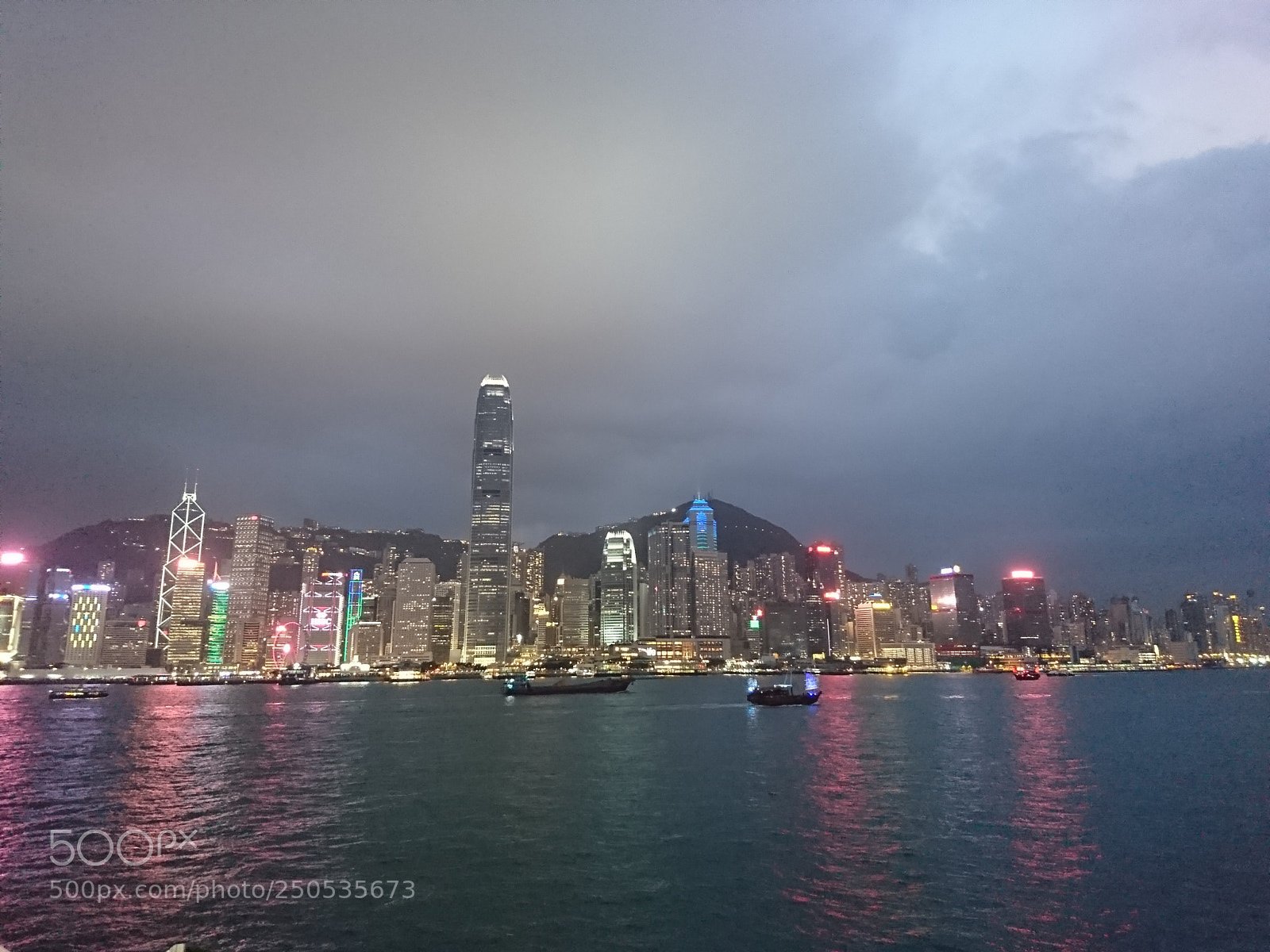 Sony Xperia XZ sample photo. Evening of victoria harbour photography