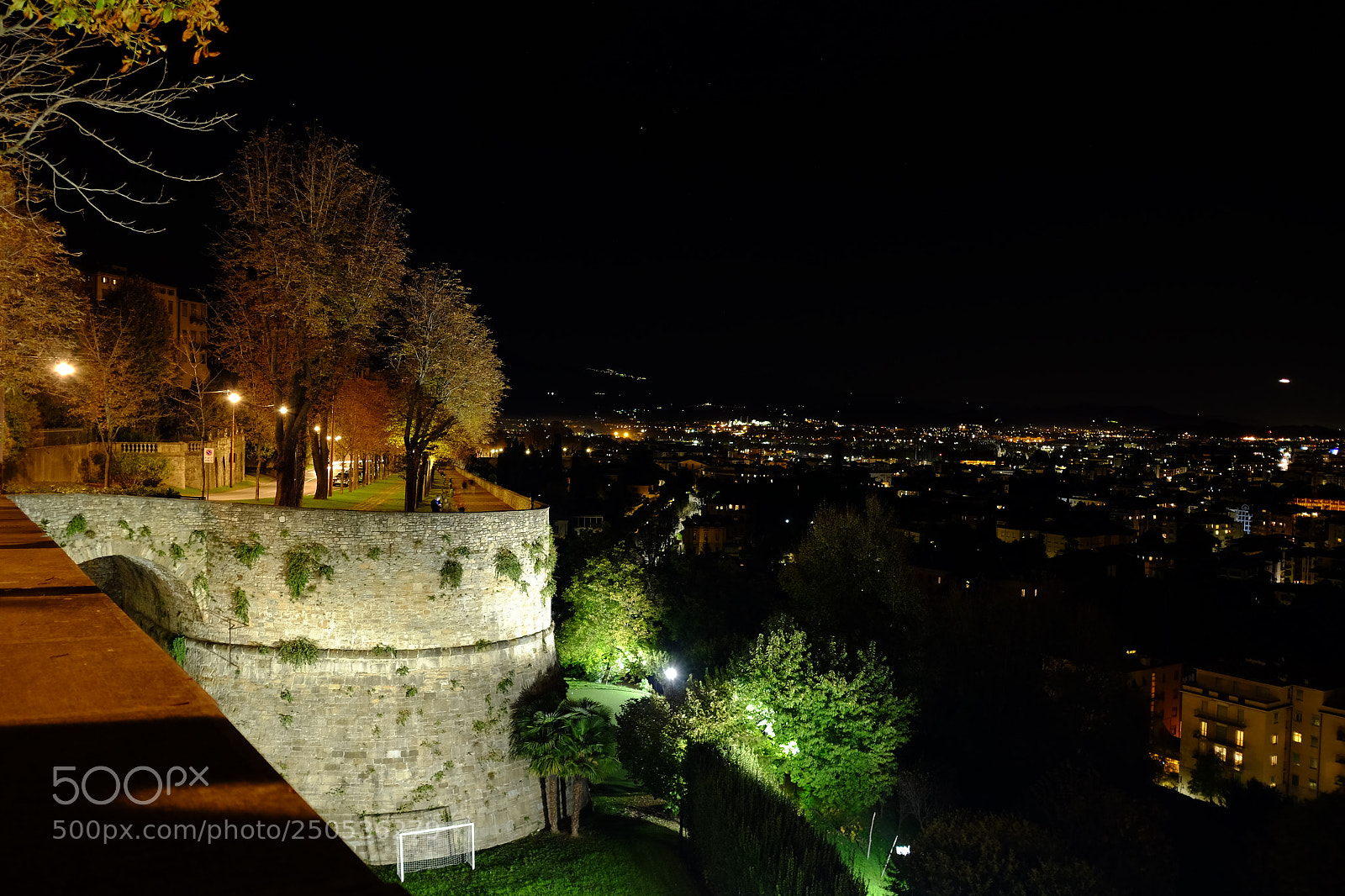 Fujifilm X100S sample photo. Bergamo photography