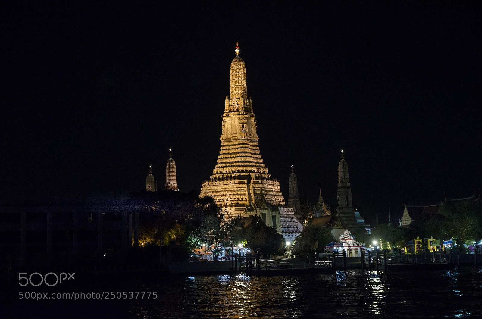 Nikon D5100 sample photo. Wat arun photography
