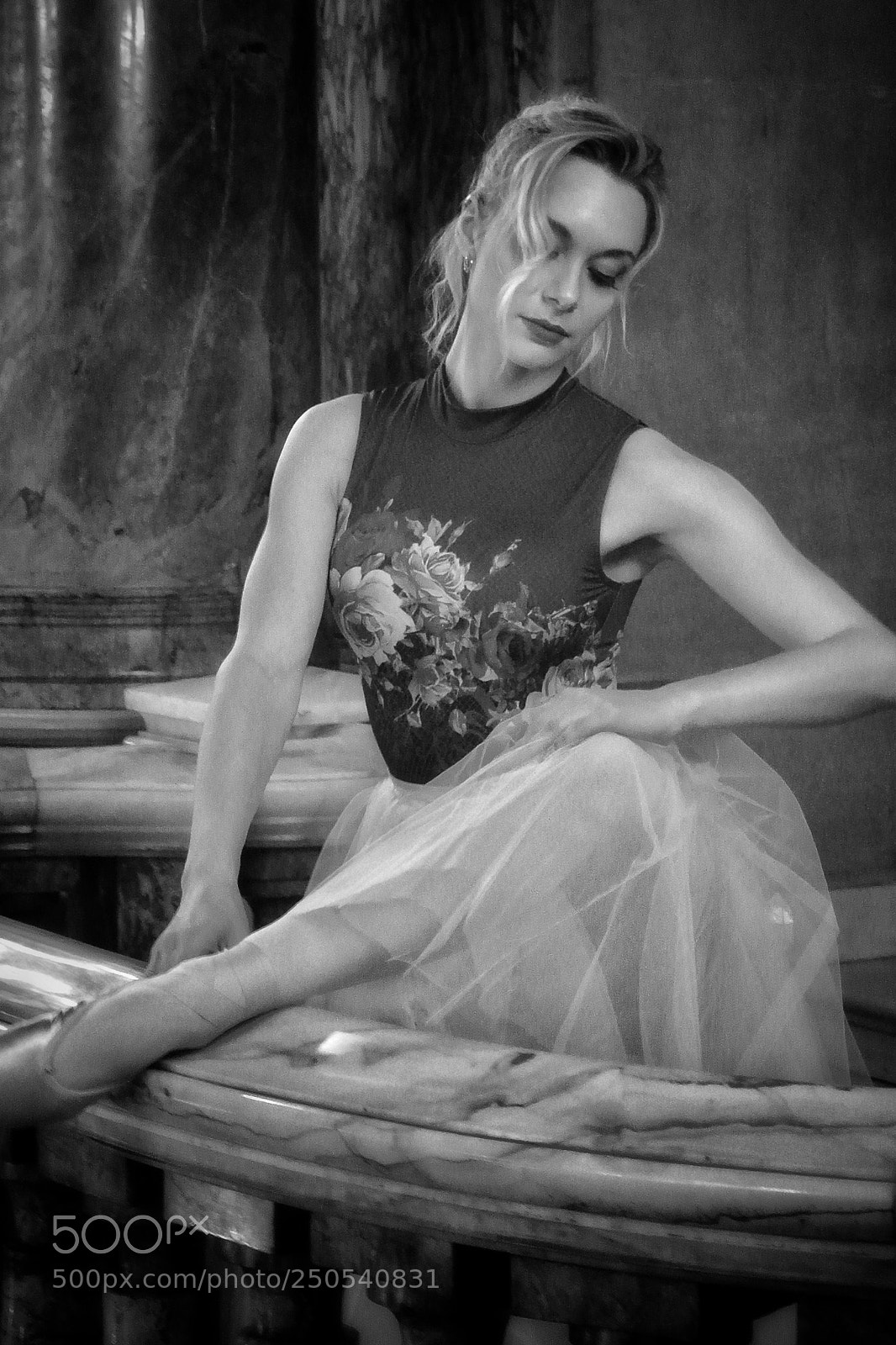 Nikon 1 V1 sample photo. A dancer photography