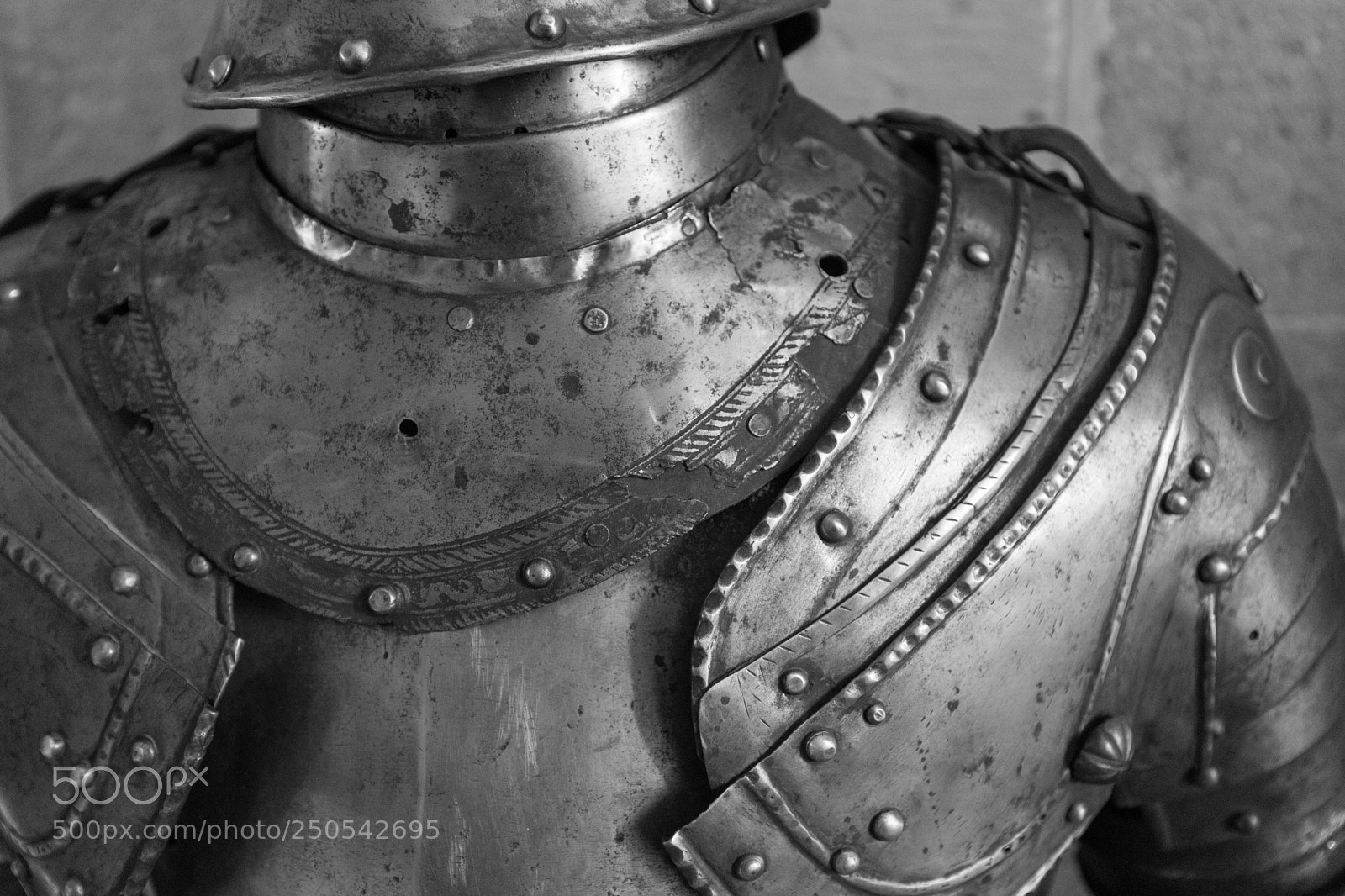 Canon EOS 6D Mark II sample photo. Armour of knight  191017-5704 photography