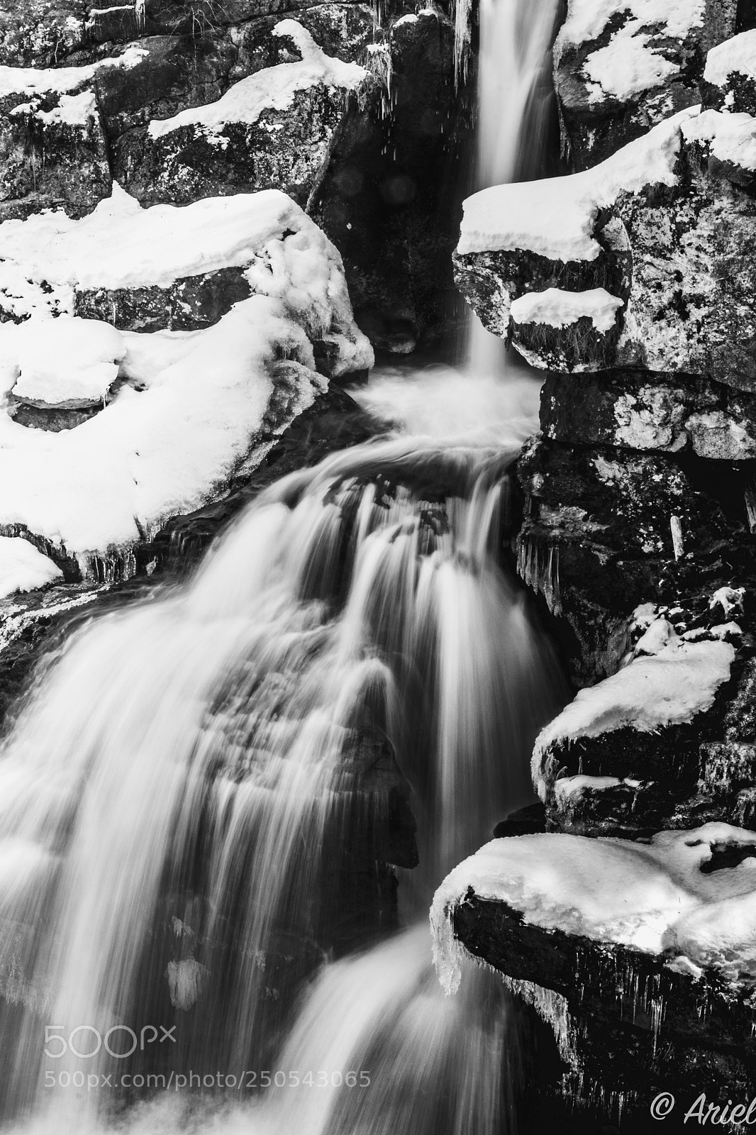 Canon EOS 80D sample photo. Breaking through ice and photography