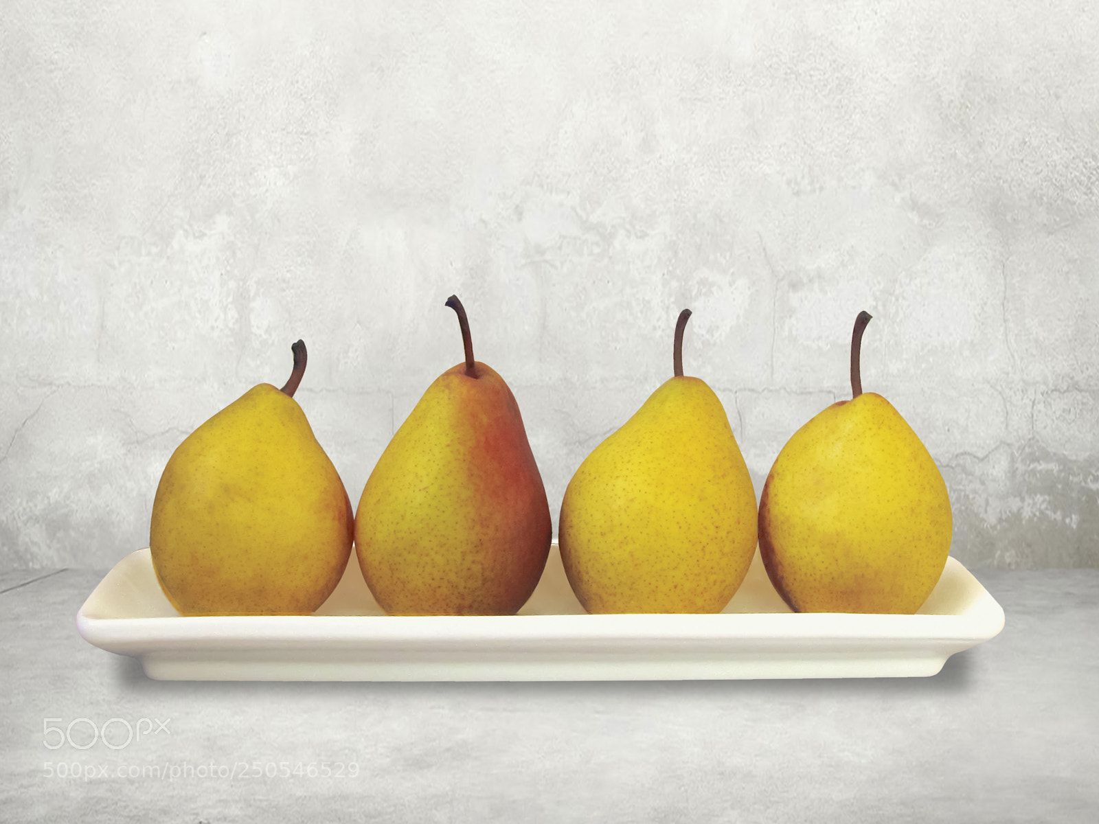 Canon PowerShot SX20 IS sample photo. Yellow pear on a photography