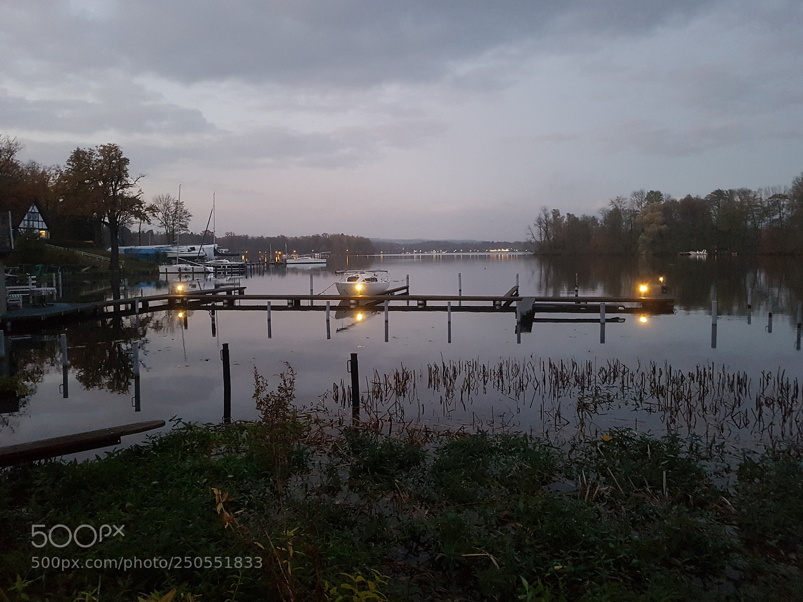 Samsung Galaxy S7 sample photo. November blues photography