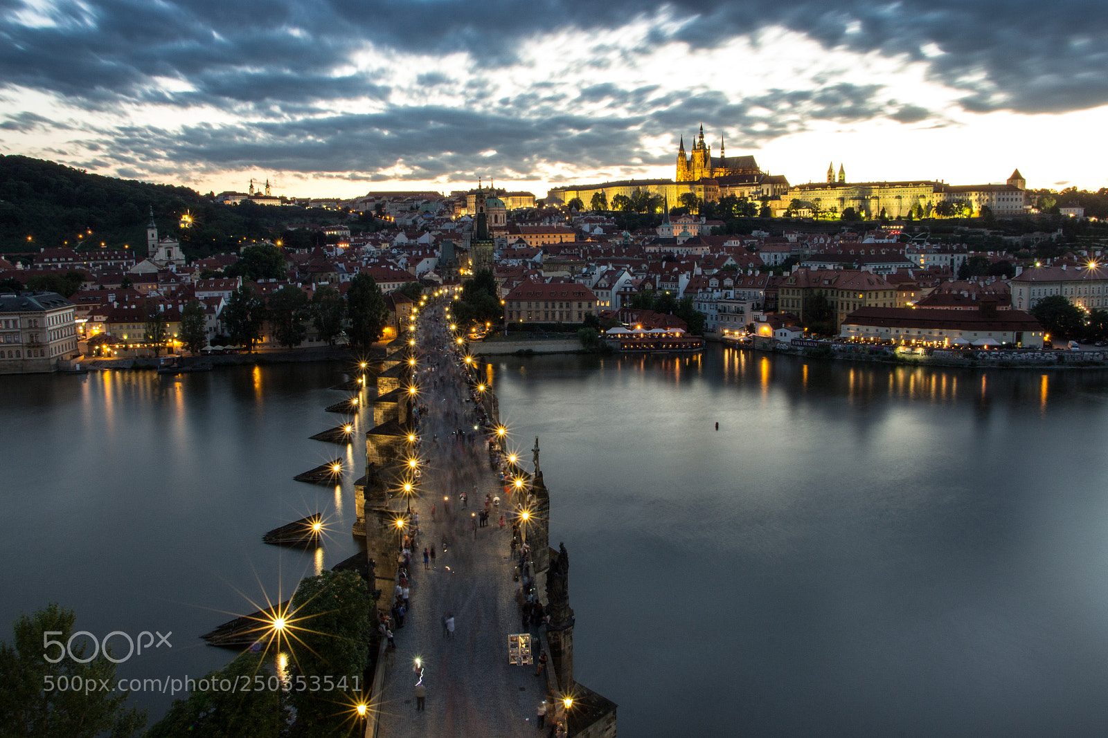 Canon EOS 600D (Rebel EOS T3i / EOS Kiss X5) sample photo. Charles bridge photography