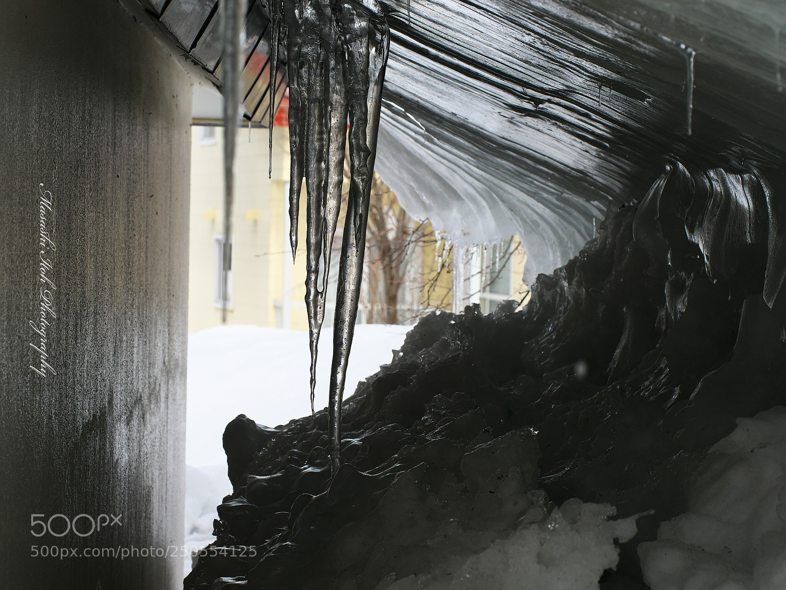 Olympus OM-D E-M5 II sample photo. Winter triangle photography