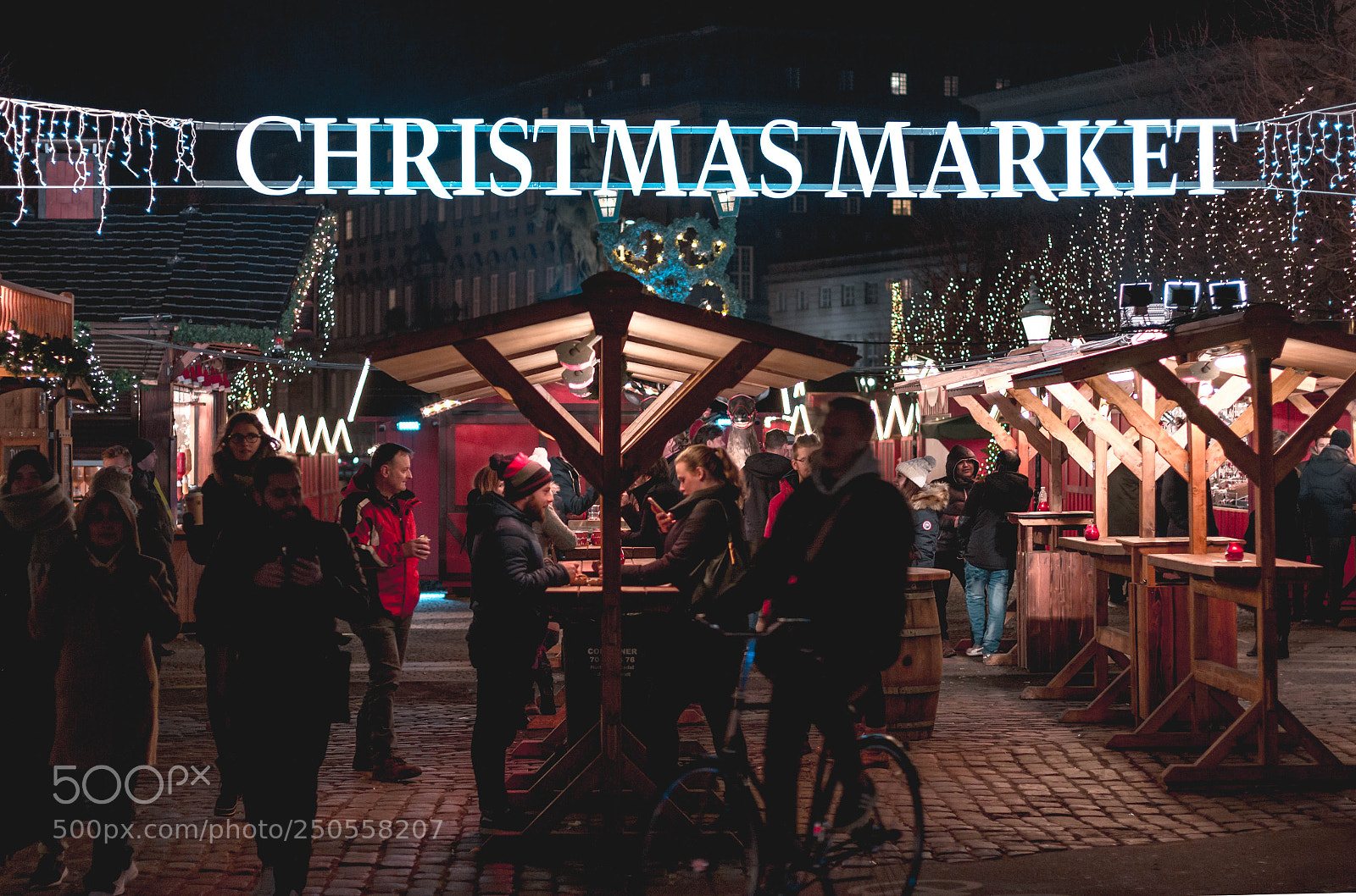 Canon EOS 60D sample photo. Christmas market photography