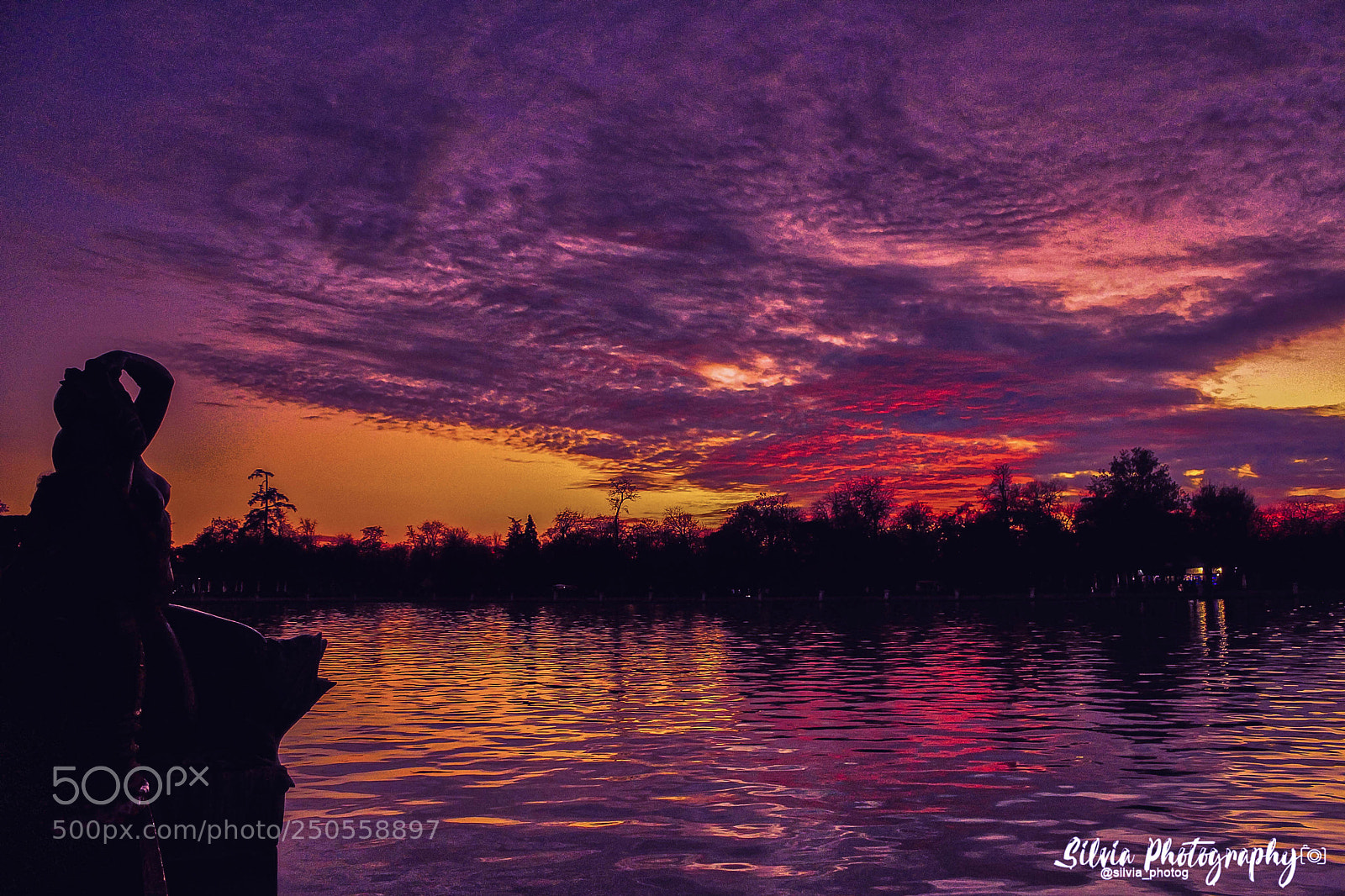 Canon EOS 700D (EOS Rebel T5i / EOS Kiss X7i) sample photo. Purple sunsets photography