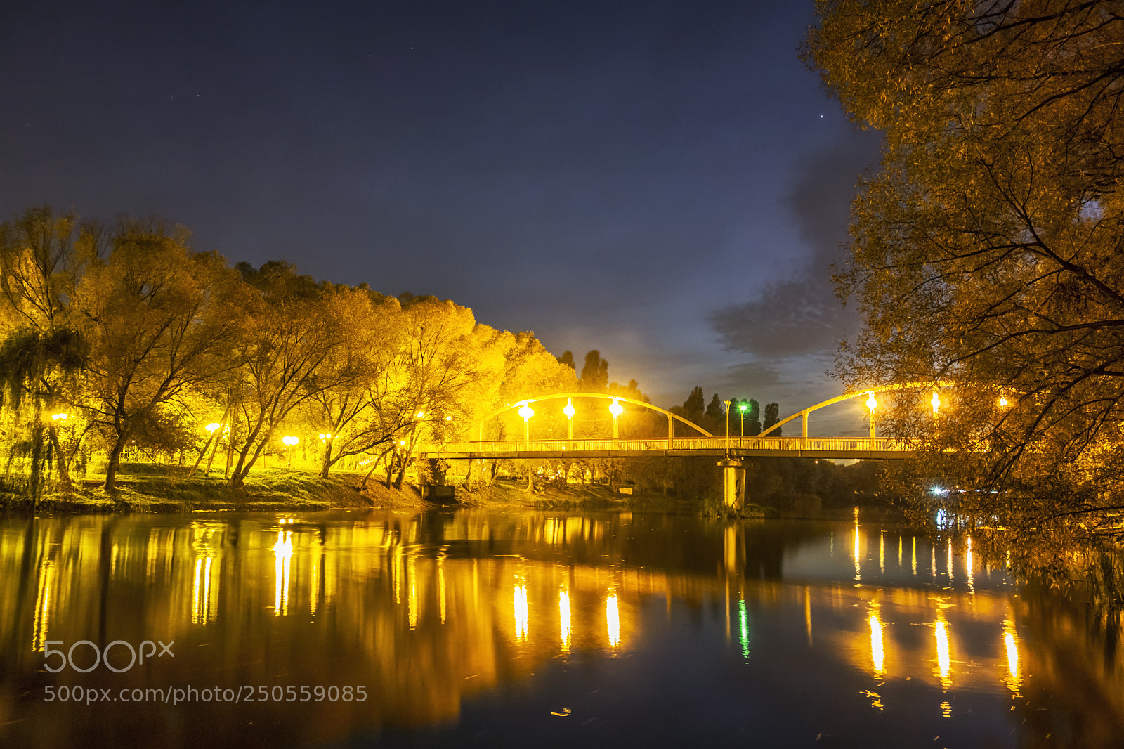 Sony Cyber-shot DSC-RX100 sample photo. Autumn night photography