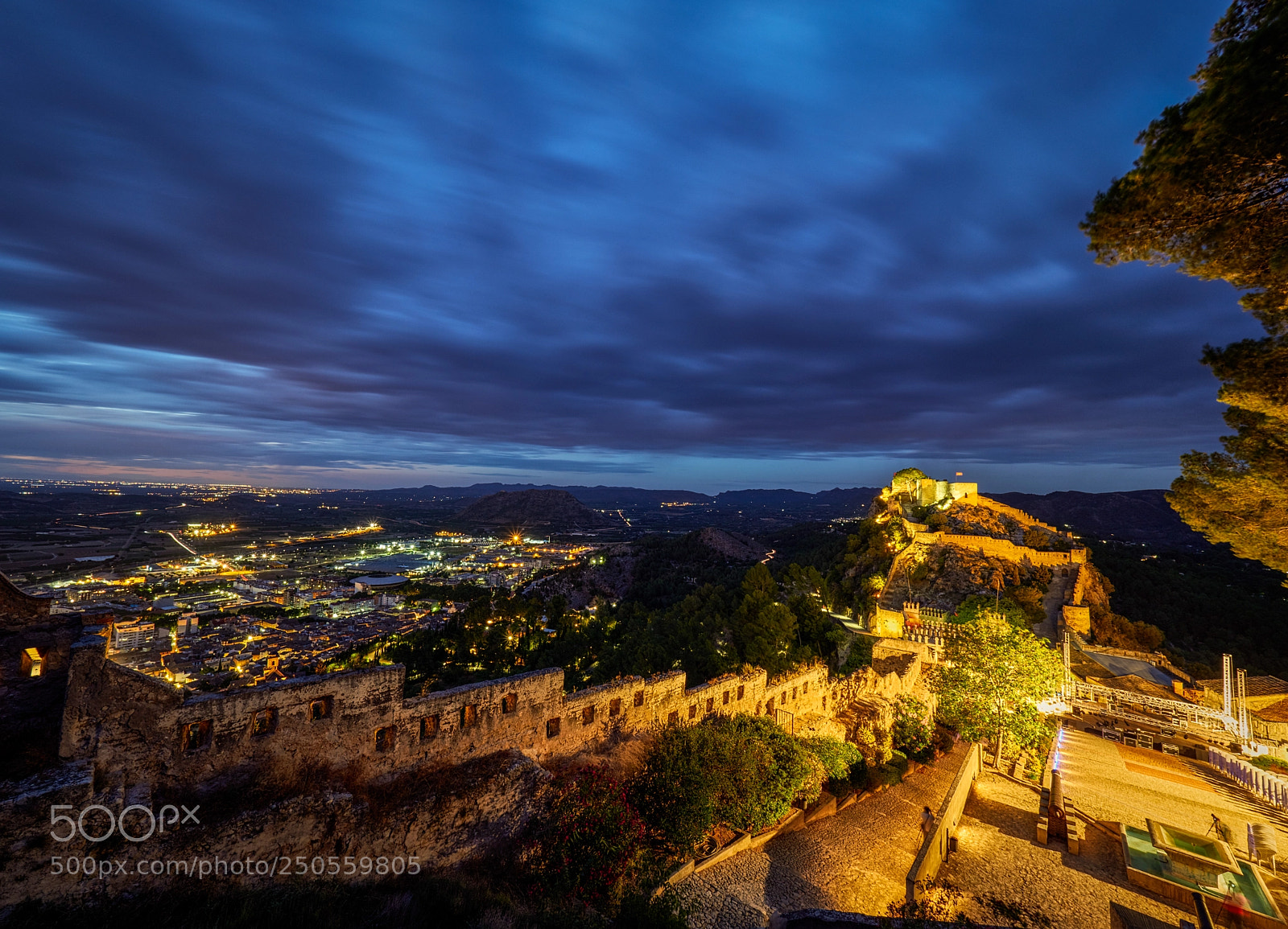 Olympus OM-D E-M1 Mark II sample photo. Castle of xativa at photography
