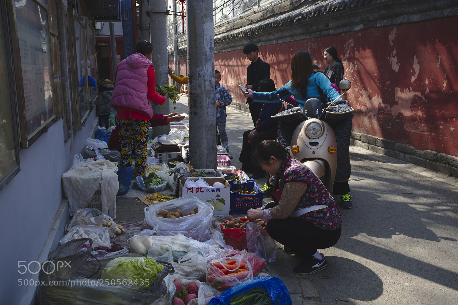 Fujifilm X100F sample photo. Street market in the photography