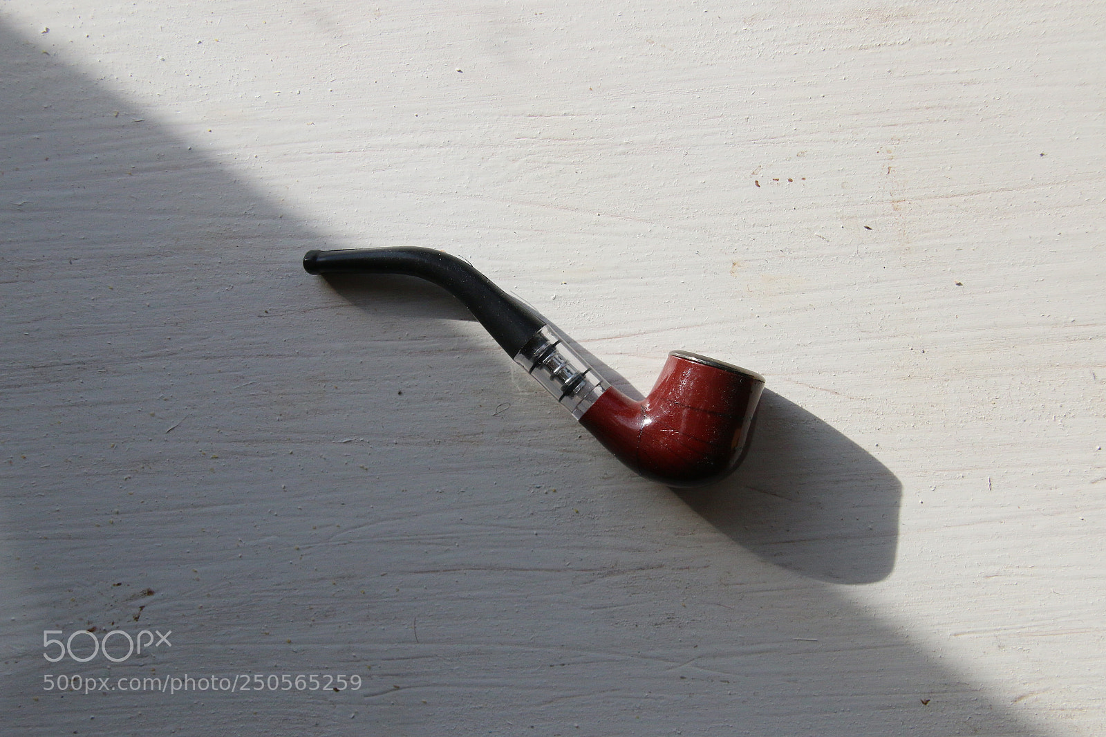 Canon EOS 70D sample photo. Brown tobacco pipe on photography