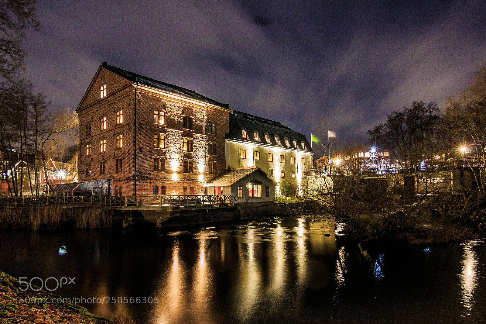 Canon EOS 70D sample photo. Nyköping night photography