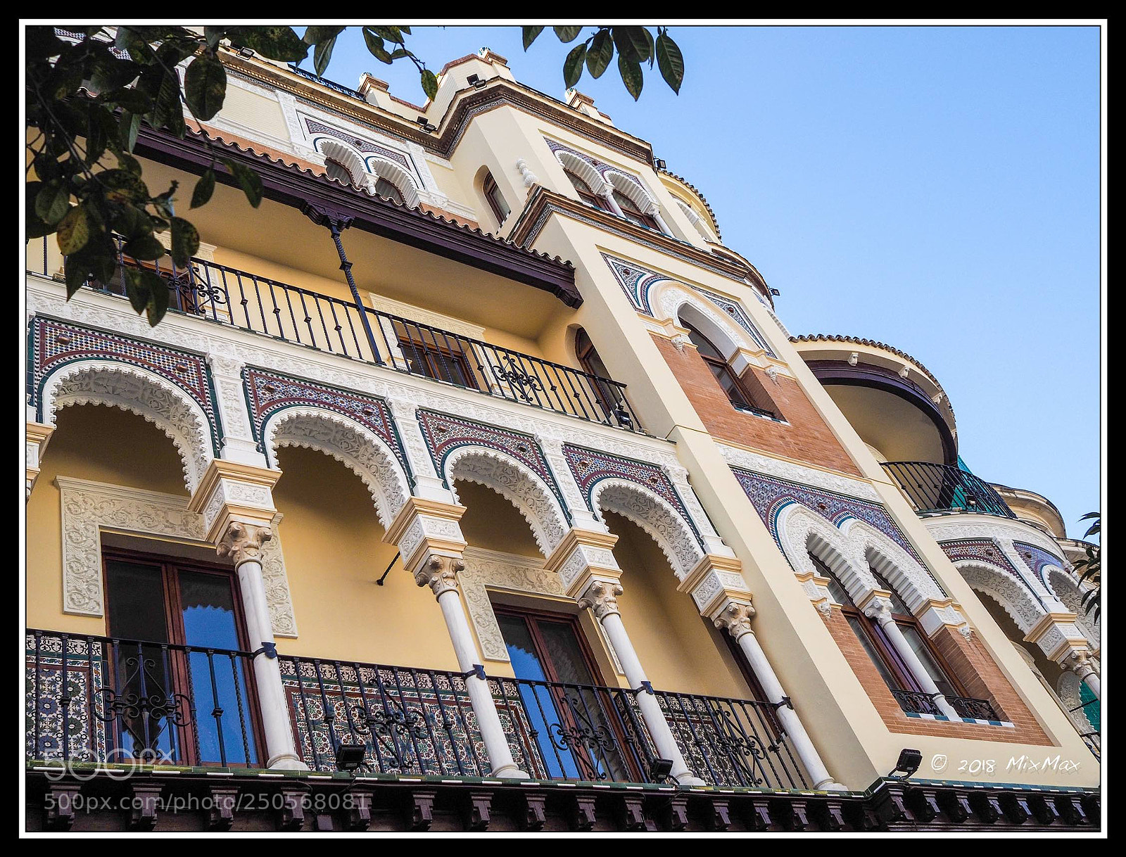 Olympus OM-D E-M10 sample photo. Sevilla_i photography