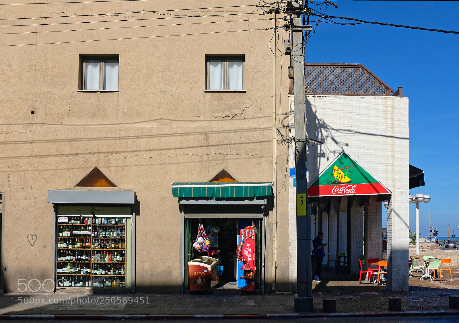 Fujifilm X100F sample photo. We are open photography