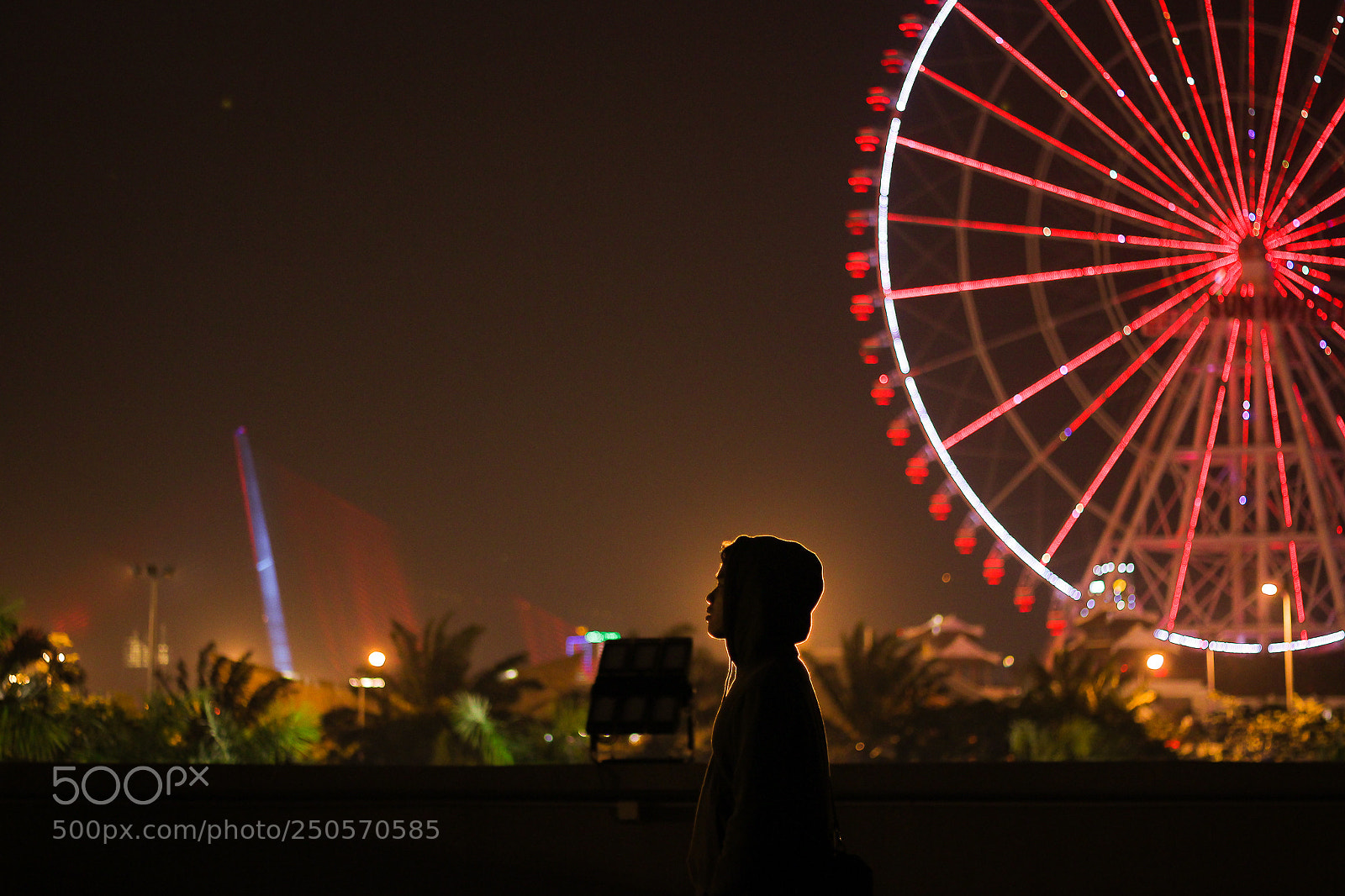 Canon EOS 600D (Rebel EOS T3i / EOS Kiss X5) sample photo. City by night photography
