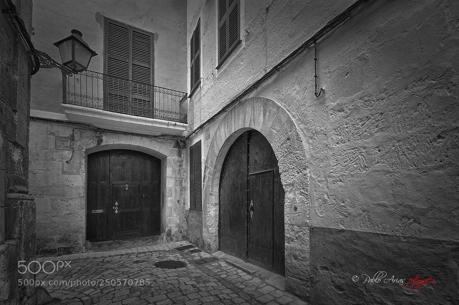 Nikon D50 sample photo. Carrer de sant jeroni photography