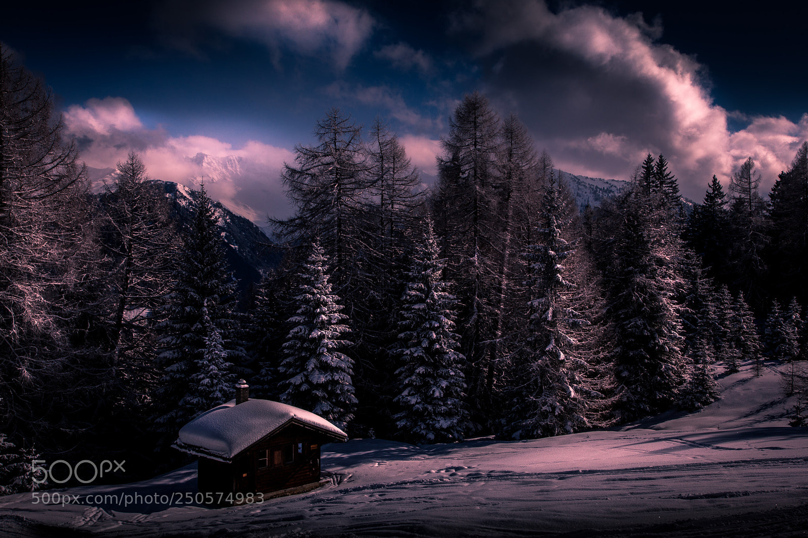 Canon EOS 5D Mark II sample photo. The hut photography