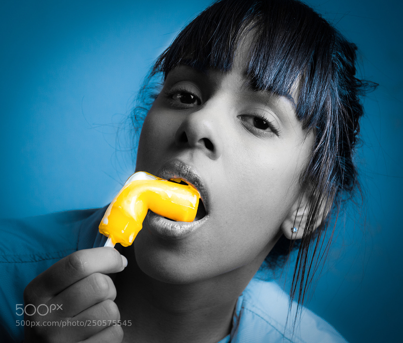 Nikon D7200 sample photo. Ely yellow&blue i photography