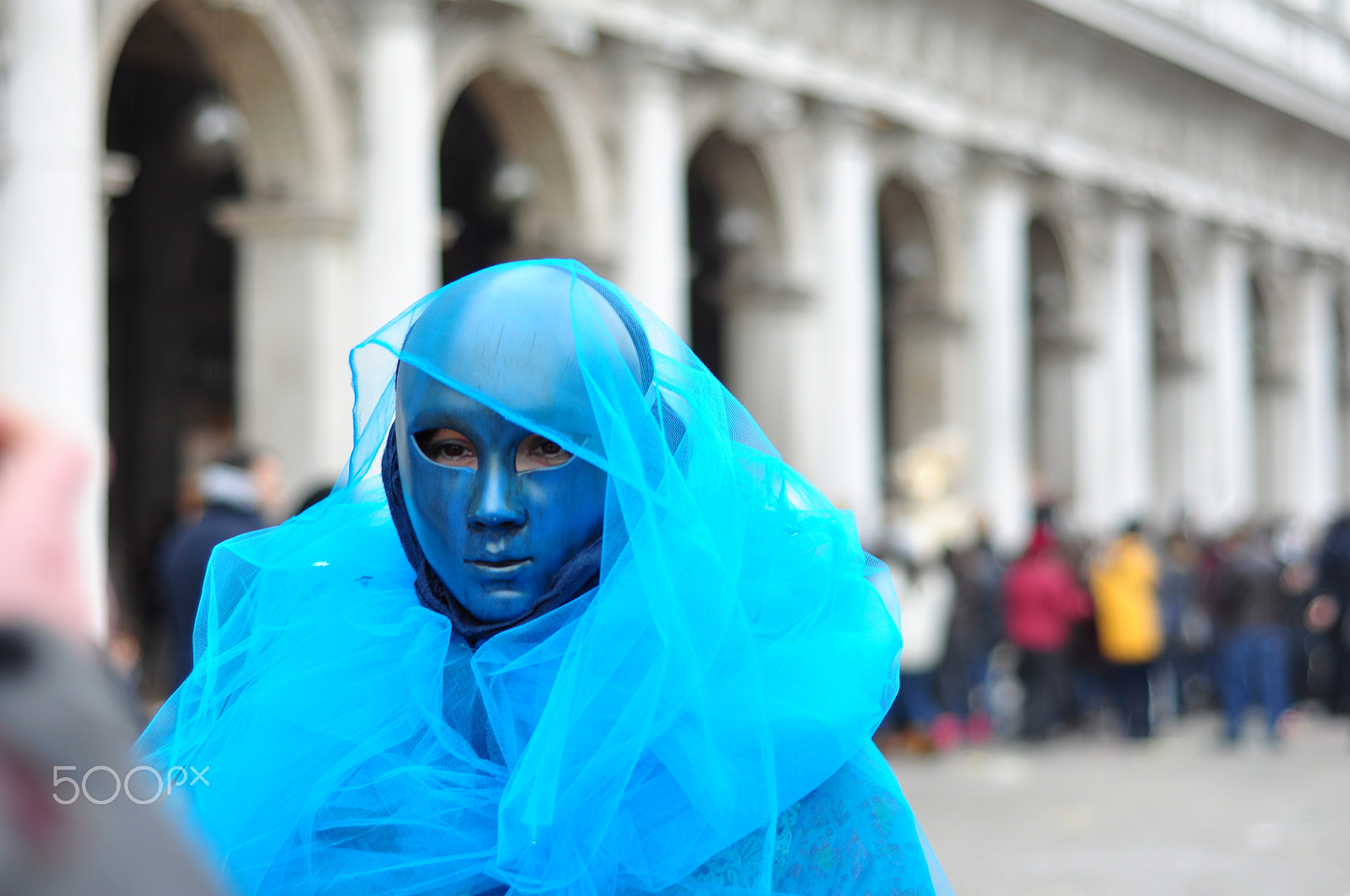 Nikon D90 + Nikon AF Nikkor 50mm F1.8D sample photo. Walking during venice carnival photography