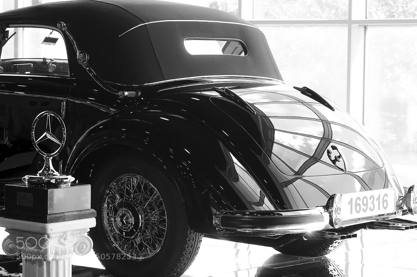 Canon EOS 60D sample photo. Classic mercedes benz photography