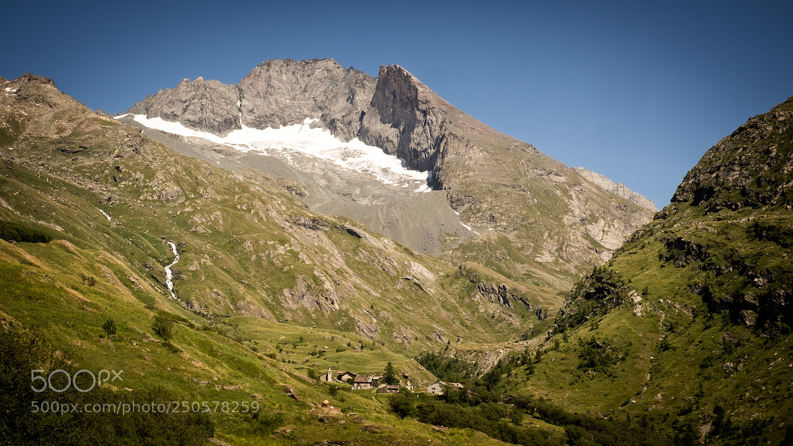 Fujifilm X-T1 sample photo. Hameau d'averole.  averole hamlet photography