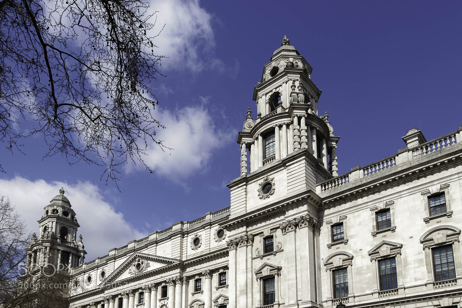 Canon EOS 77D (EOS 9000D / EOS 770D) sample photo. London uk - march photography