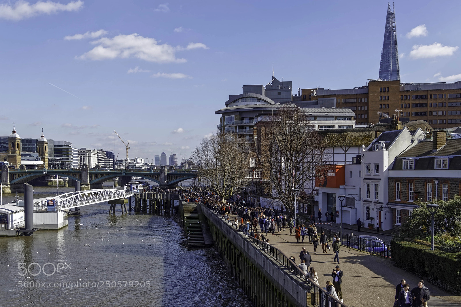 Canon EOS 77D (EOS 9000D / EOS 770D) sample photo. London uk - march photography