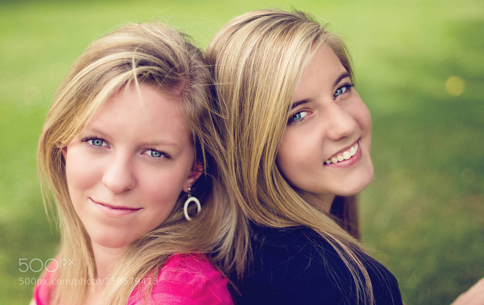 Nikon D300 sample photo. Besties photography