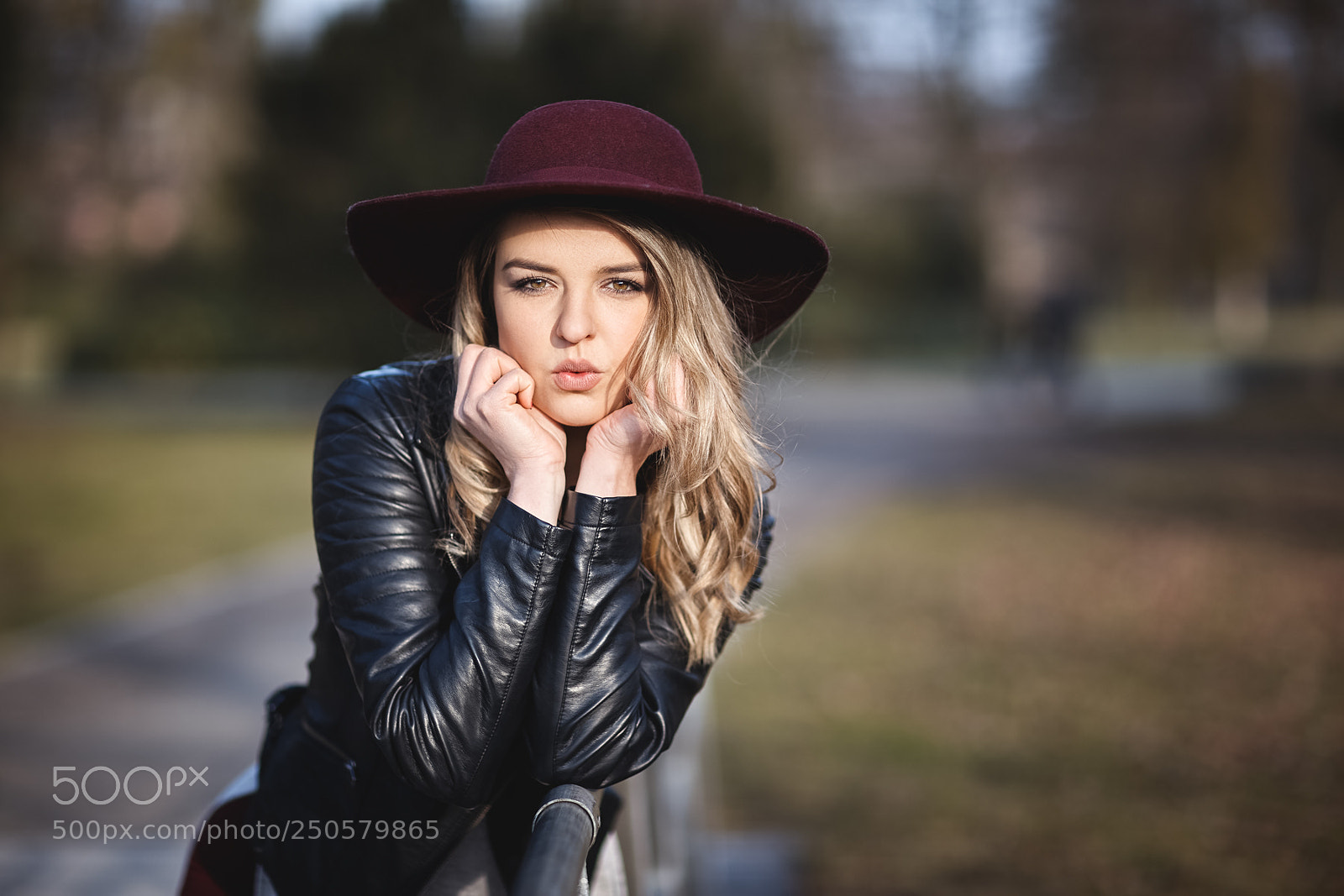 Canon EOS 5D Mark II sample photo. Lucie photography