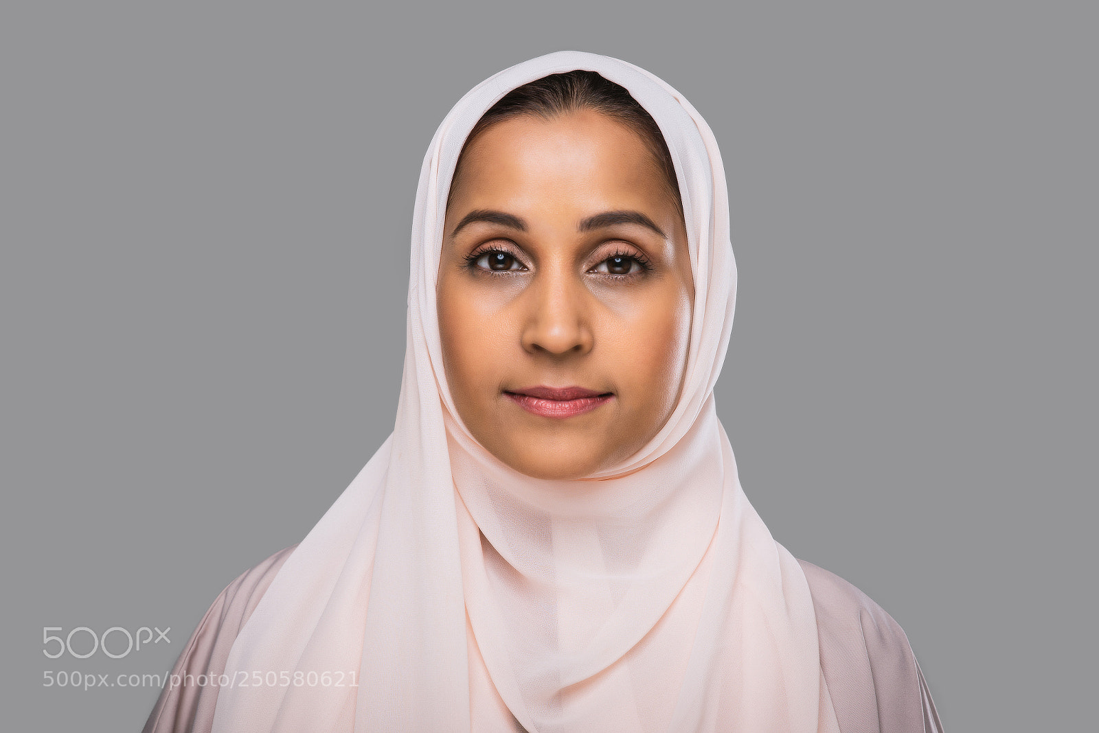Nikon D610 sample photo. Beautiful middle eastern woman photography