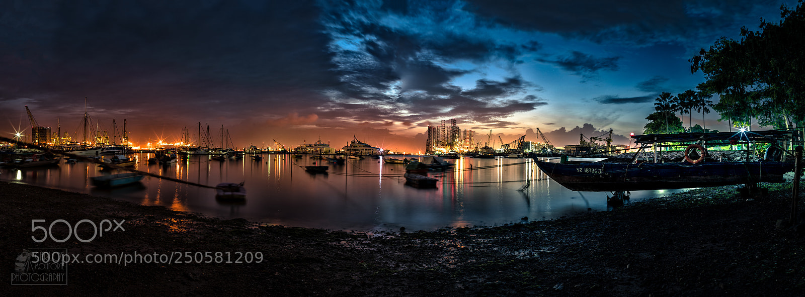 Canon EOS-1D X Mark II sample photo. Dusk photography