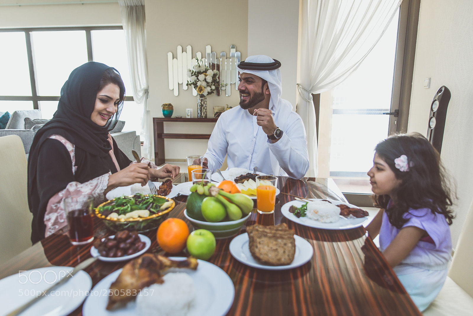 Nikon D610 sample photo. Arabic happy family lifestyle photography