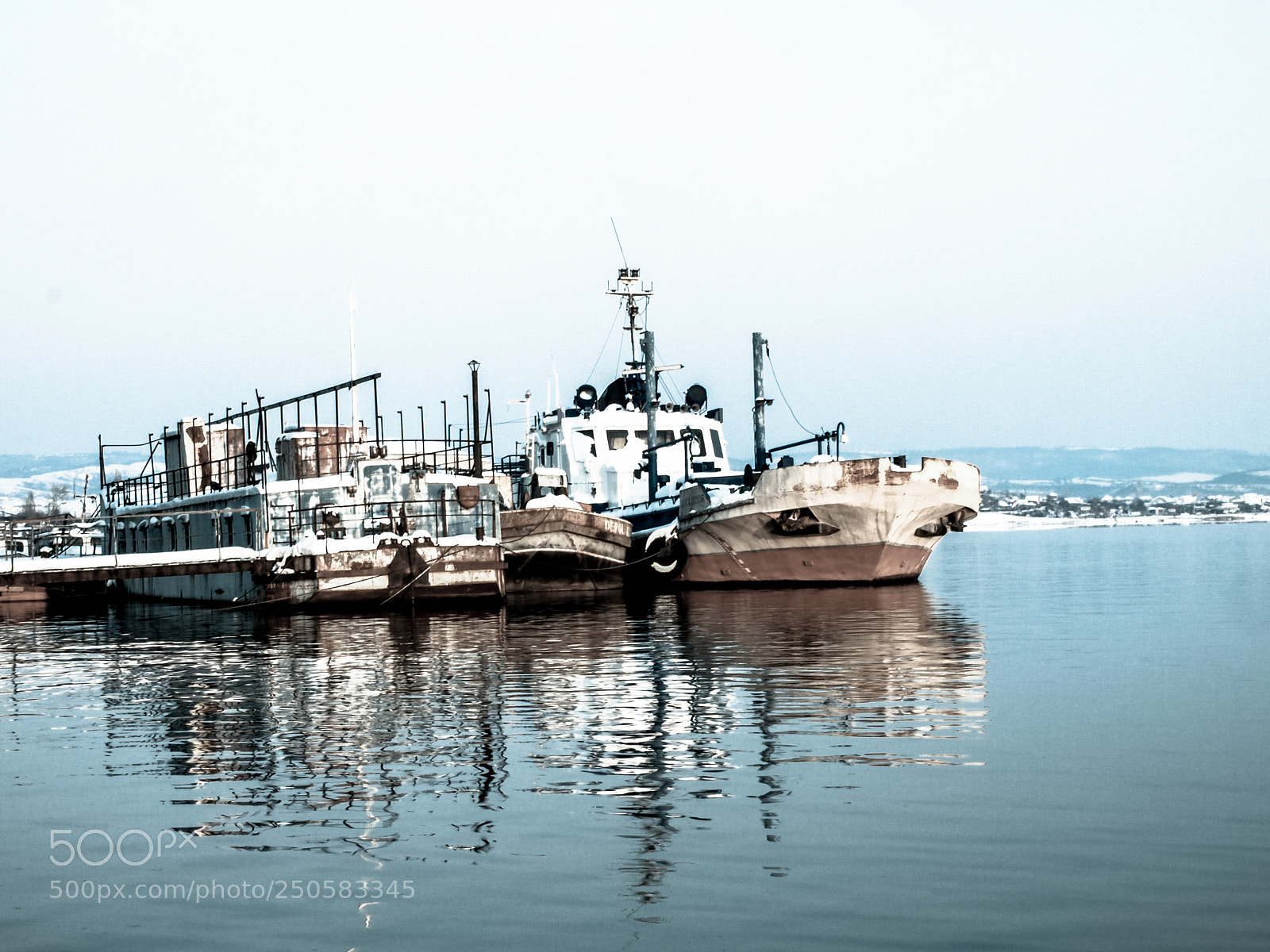 Olympus PEN E-PL3 sample photo. Winter vessels photography