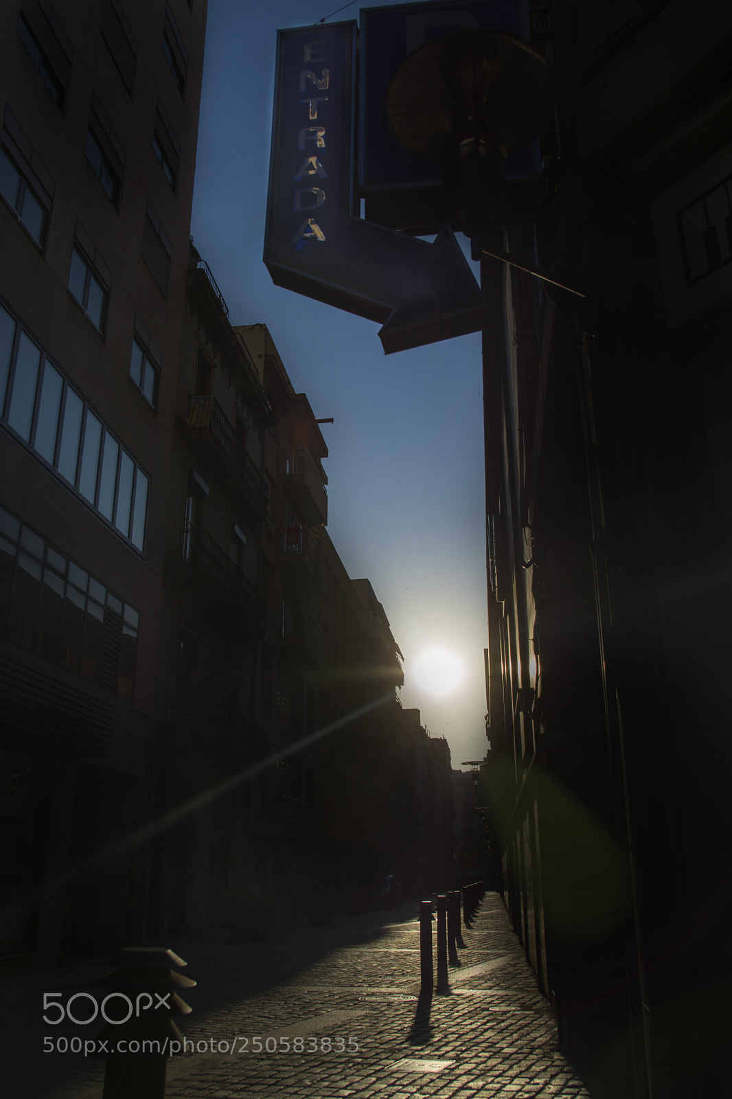 Nikon D7100 sample photo. Carrer photography